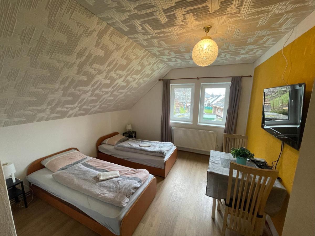 Jeseník Penzion Ad0Lfovice المظهر الخارجي الصورة